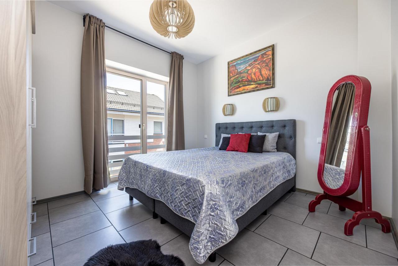 פלאנגה Apartamentas Ant Juros Kranto "Virs Pusu" מראה חיצוני תמונה